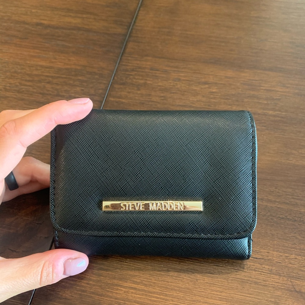 Steve Madden wallet